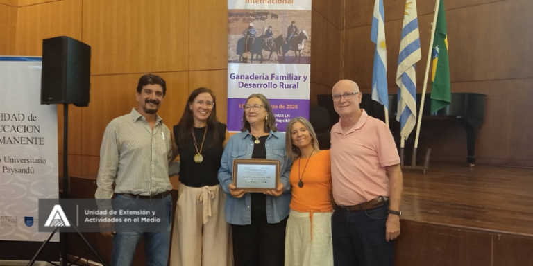 FOTO TRES DEL SEMINARIO DE GANADERIA FAMILIAR
