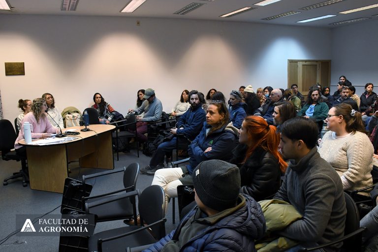Conversatorio Basta de violencia, acoso y discriminacion_DSC_6092